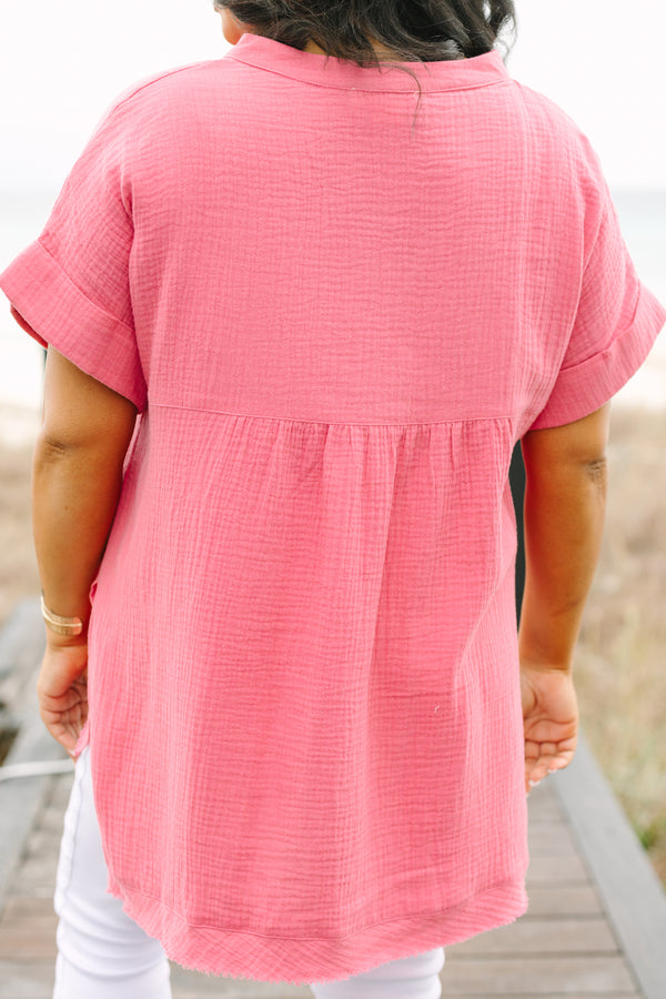 Chic Soul plus size clothing, rose short sleeve linen top with cuffs at the end of the sleeves and a v-neckline 
