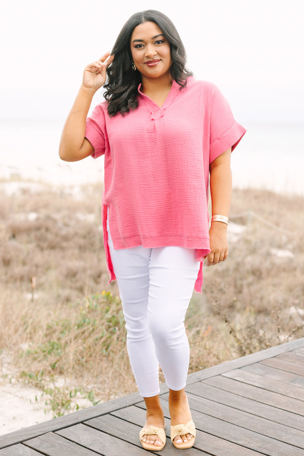Chic Soul plus size clothing, rose short sleeve linen top with cuffs at the end of the sleeves and a v-neckline 
