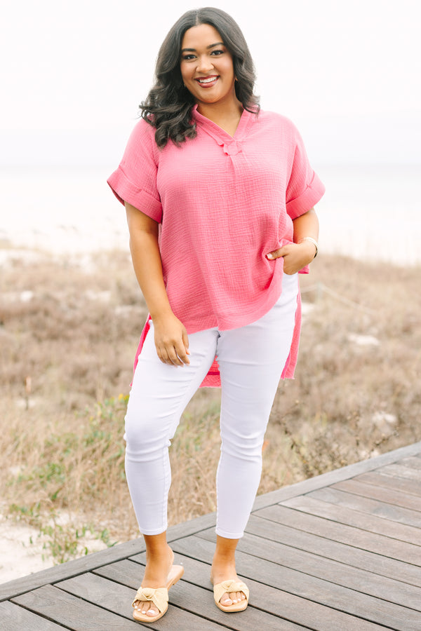 Chic Soul plus size clothing, rose short sleeve linen top with cuffs at the end of the sleeves and a v-neckline 