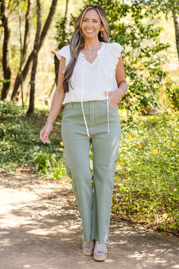 chic soul plus size clothing, Olive solid color jeans with front pockets and a slight frayed look at the bottom of the pant leg