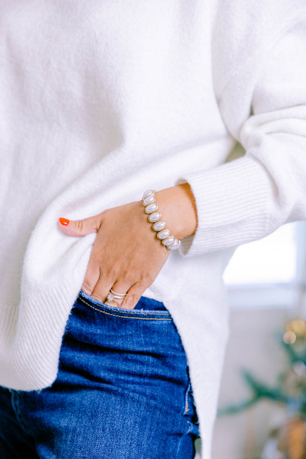 Chic Soul plus size clothing, gold inlaid with pearls stretch bracelet