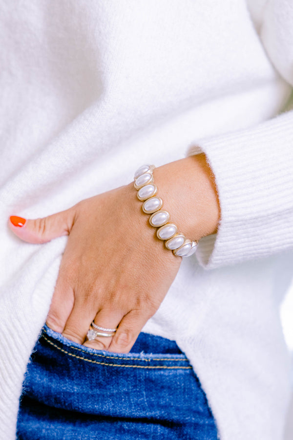 Chic Soul plus size clothing, gold inlaid with pearls stretch bracelet