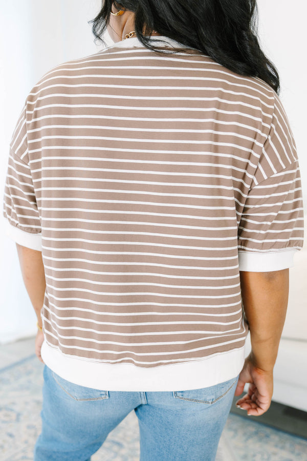 Plus Size brown and white striped short sleeve top with a white crew neck and hem.
