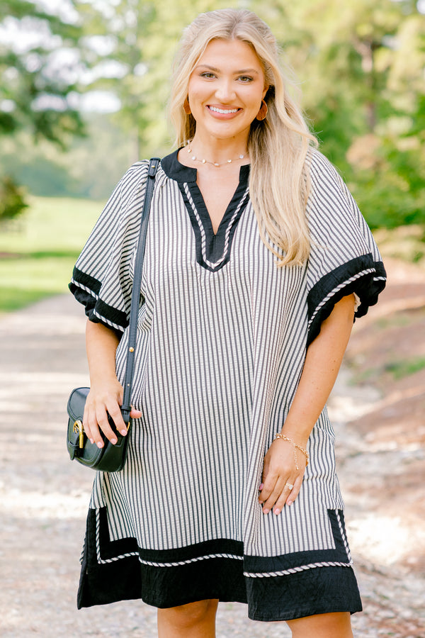 Chic Soul plus size clothing, short puff sleeve black and white striped short dress with v-neck and bold back trim around collar, sleeves, and hem 