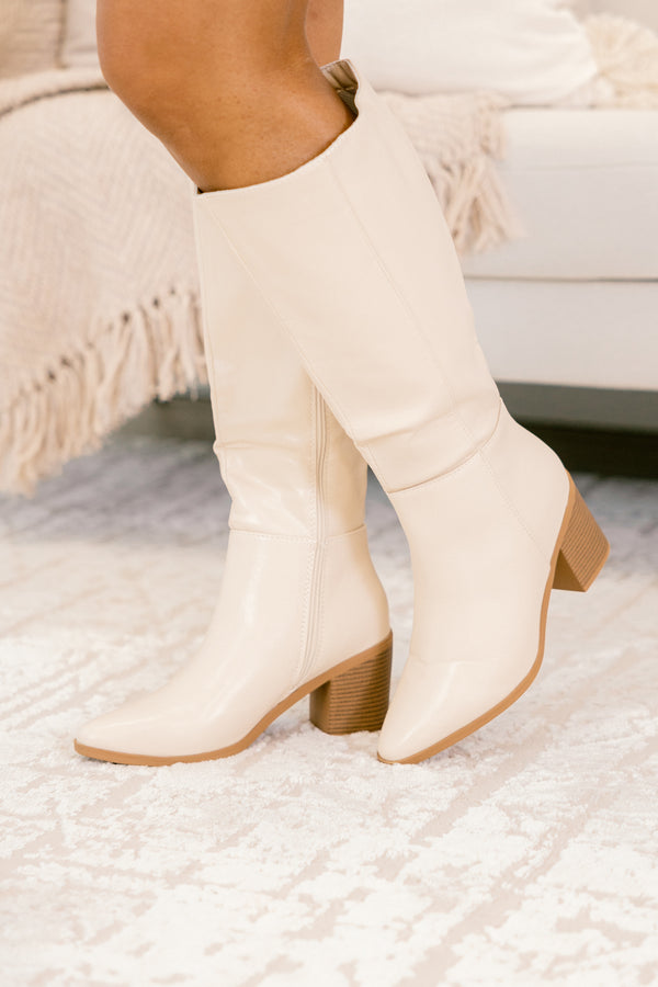 Keeping Close Steps Boots, Bone