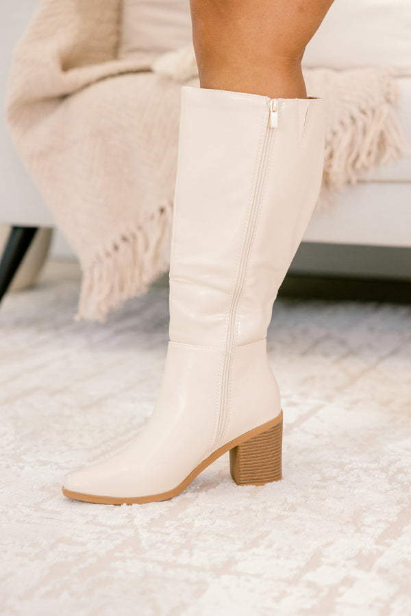 Keeping Close Steps Boots, Bone