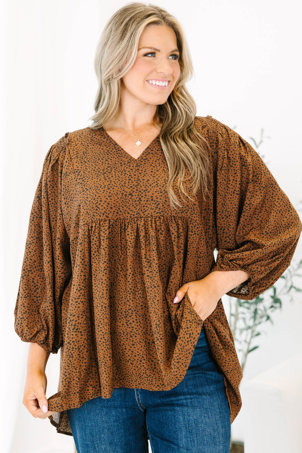 Chic Soul plus size clothing, brown long sleeve flowy top with a slight v-neckline and a small black polka dot pattern 