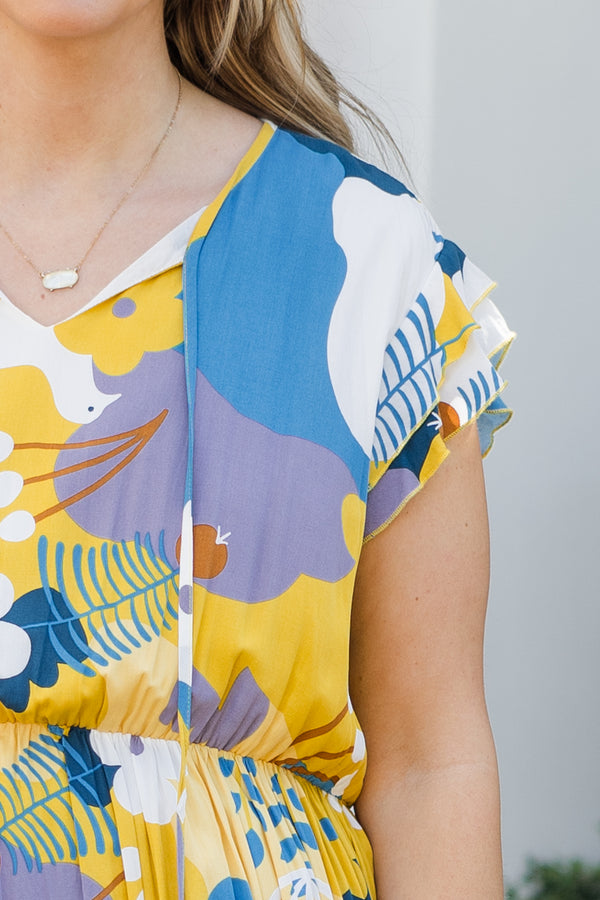 Chic Soul plus size clothing, mustard short sleeve midi dress with tiered detail with large floral print with v neckline with tie detail with ruffle along sleeves