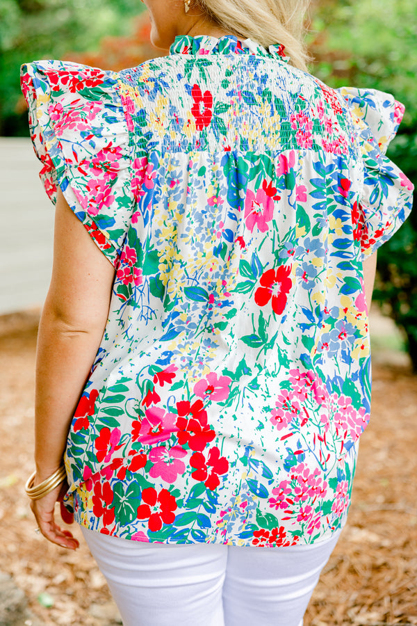 Chic Soul plus size clothing, white short sleeve top with floral print with ruffle sleeves and v cutout on neckline