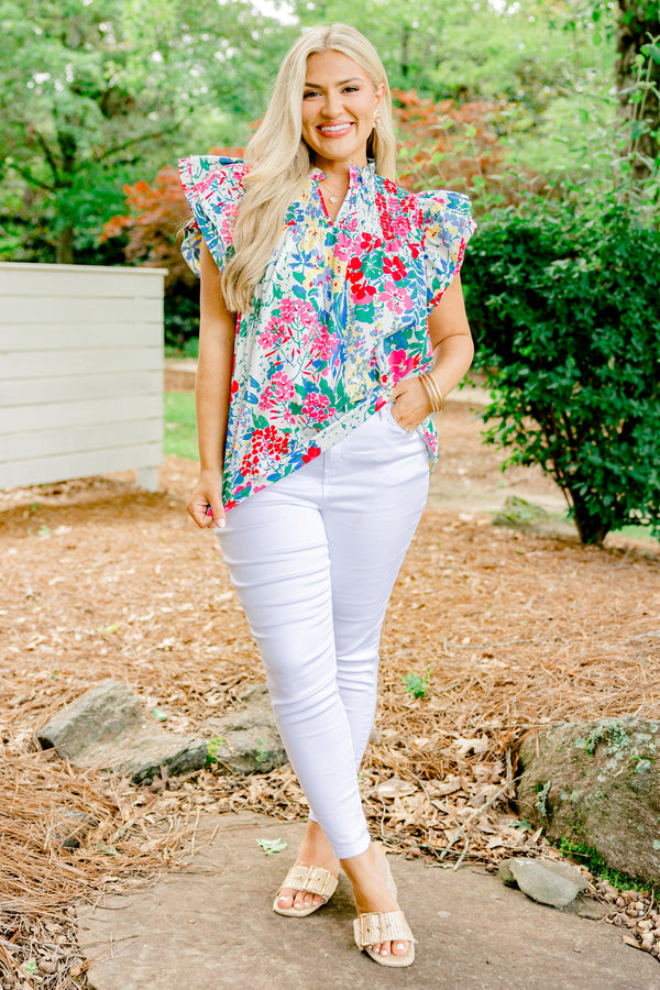 Chic Soul plus size clothing, white short sleeve top with floral print with ruffle sleeves and v cutout on neckline