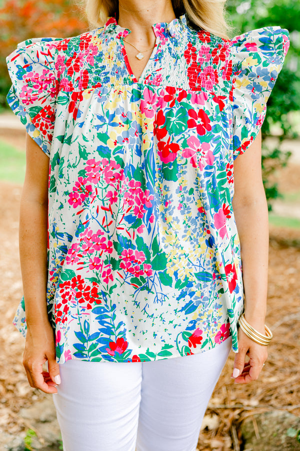 Chic Soul plus size clothing, white short sleeve top with floral print with ruffle sleeves and v cutout on neckline