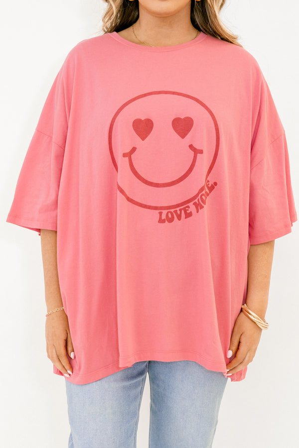 Chic Soul plus size clothing, desert rose pink short sleeve boyfriend tee with red heart eyes smiley face and 