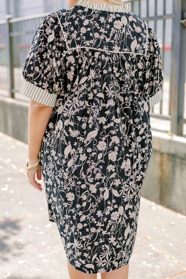 Chic Soul plus size clothing, black and crem floral print dress with cream striped trim on the collar and around the sleeves