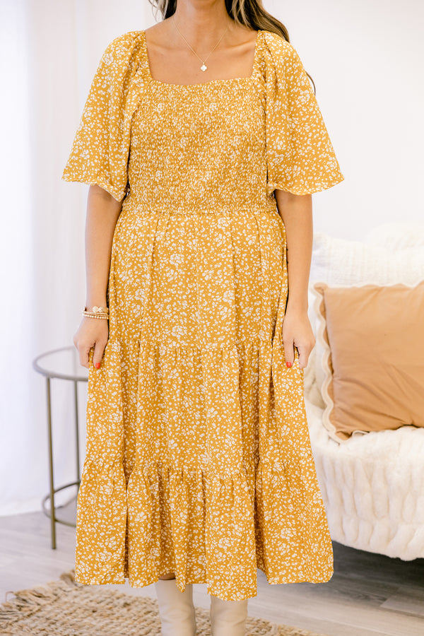 Chic Soul plus size clothing, yellow short flutter sleeve tiered midi dress with small white floral print and a square neckline 
