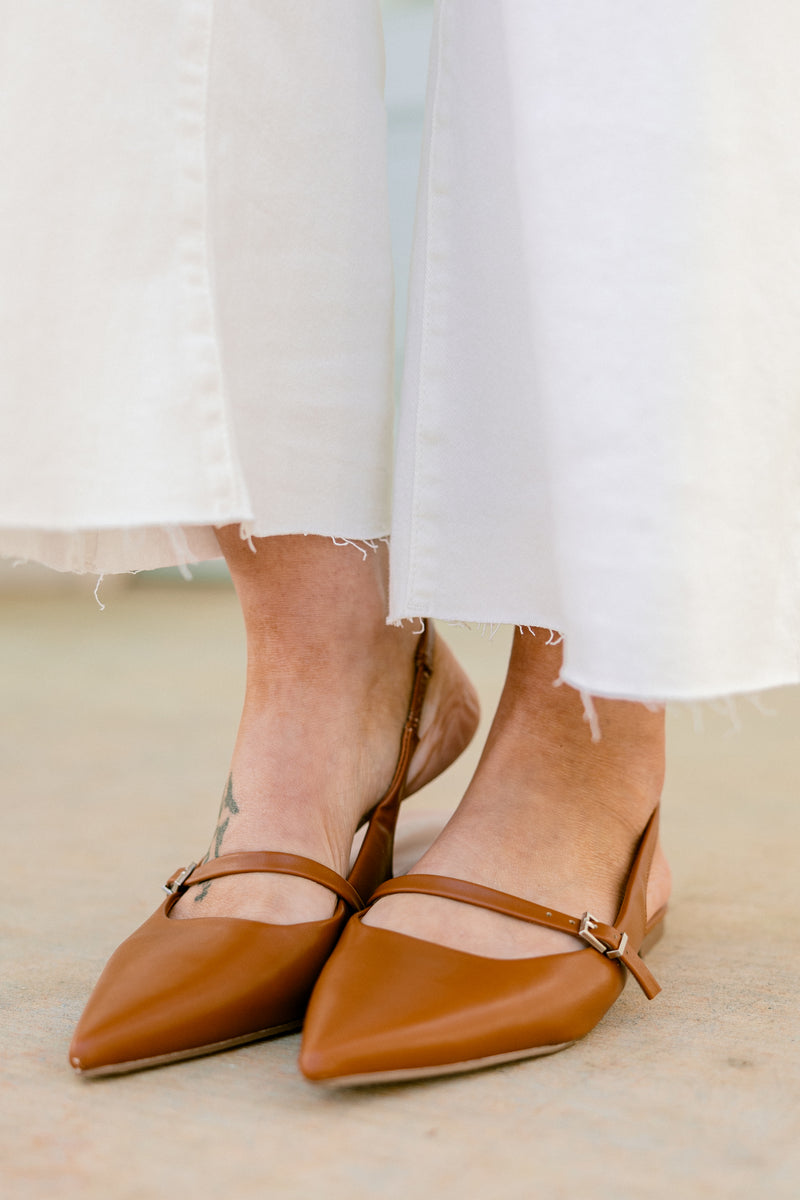 Midtown Market Flats, Camel – Chic Soul