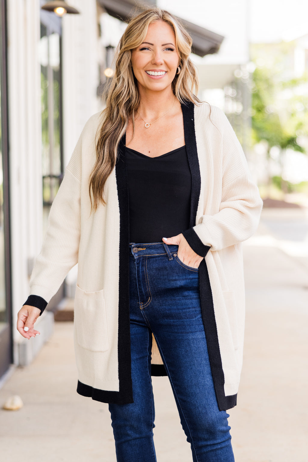 Moonlight Waltz Cardigan, Cream/Black – Chic Soul