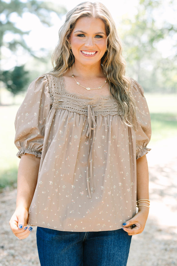 Plus Size brown floral cotton top with lace-trimmed square neckline, tie detail, and puff sleeves.
