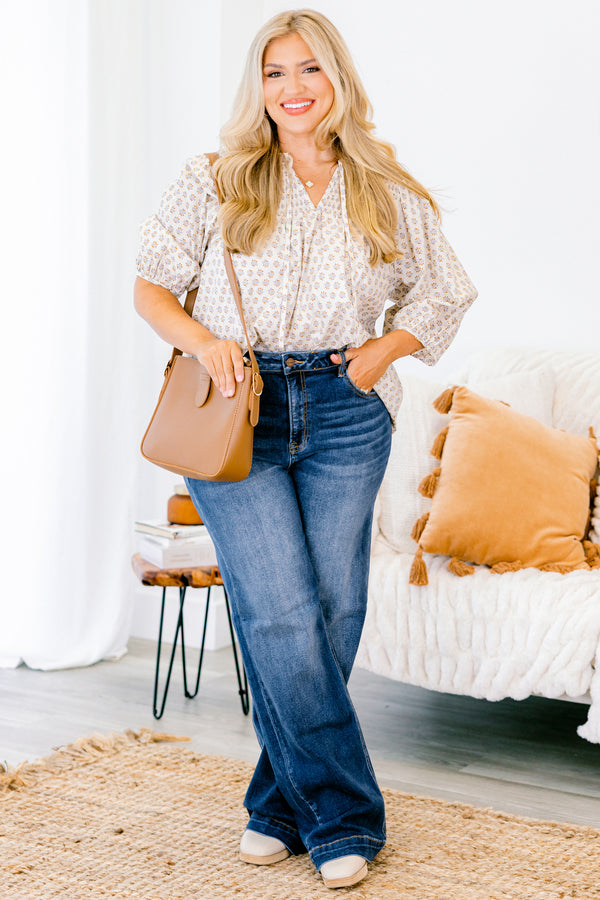 Chic Soul plus size clothing, dark wash flare jeans with two front pockets 