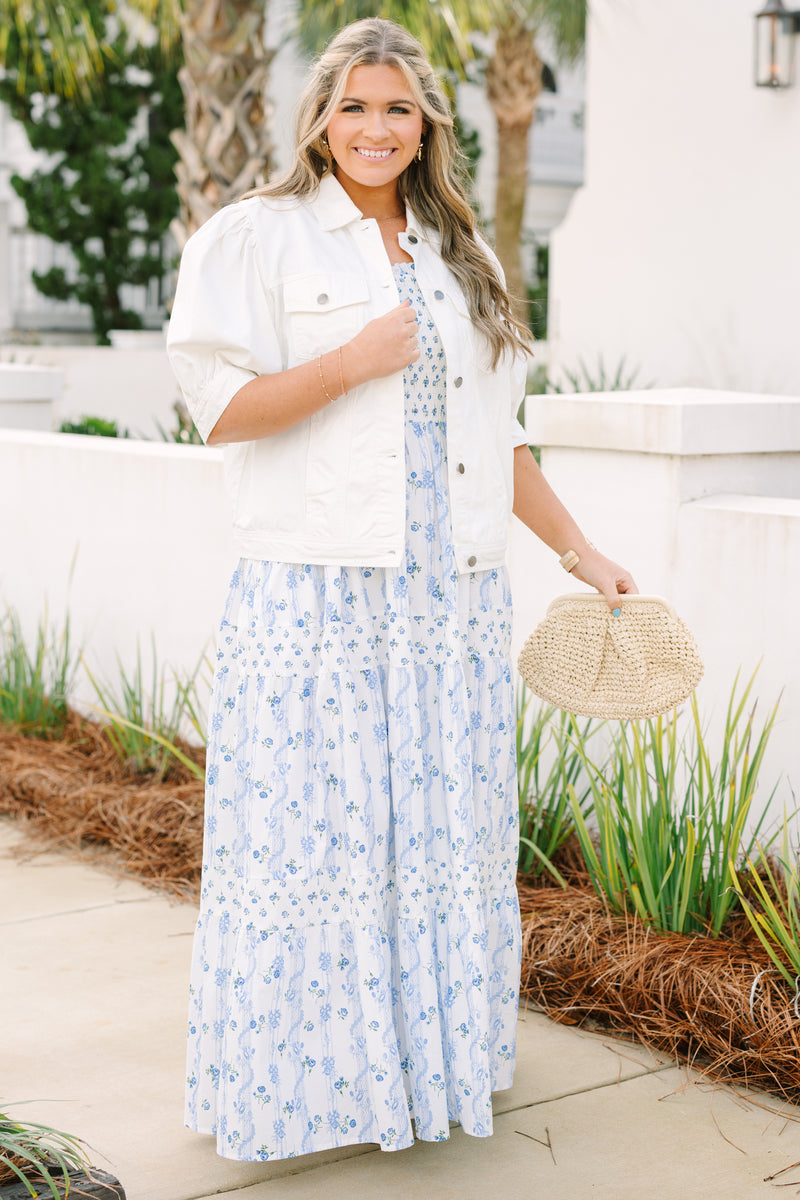 maxi dress with white denim jacket  Chasing everyday comfort in the perfect white and blue contrast.   Nothing beats a comfortable outfit that effortlessly transitions from a  summer casual look to a cozy mansoon outfit vibe. Loving