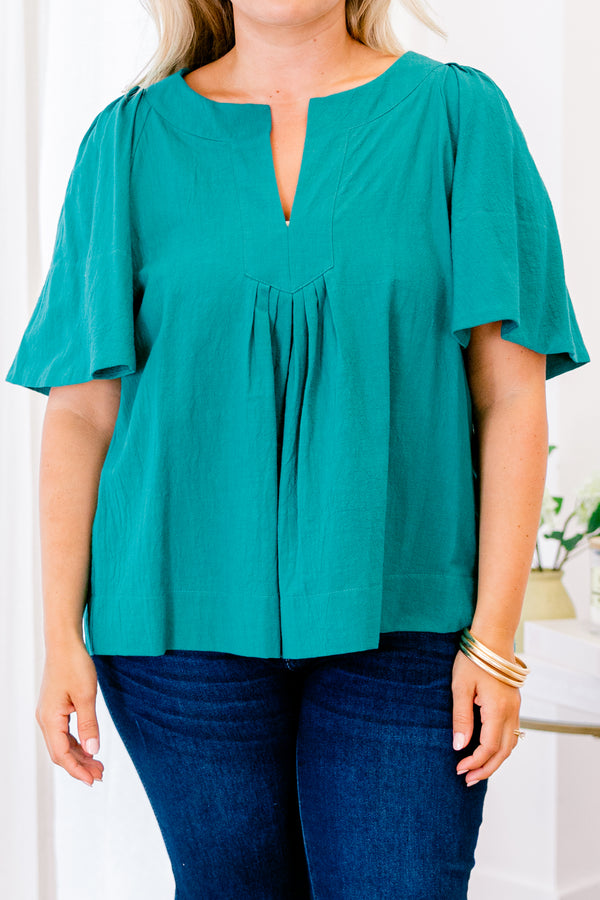 Chic Soul plus size clothing, emerald green short sleeve flowy sleeve top with slim v-neck detail