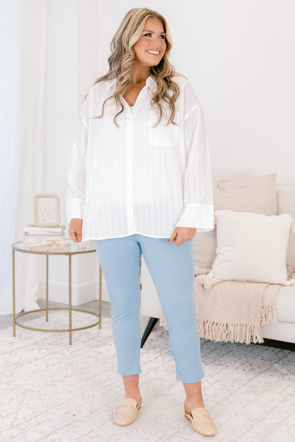 Chic Soul plus size clothing, pale blue ankle length pants with a stretch waistband and two front pockets 
