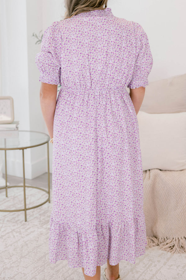 Chic Soul plus size clothing, light purple floral puff sleeve flowy maxi dress with v neck cutout, cinched waist, and large ruffle hem