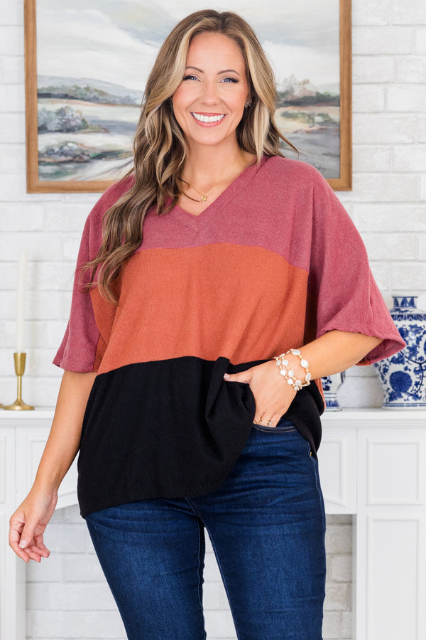 Chic Soul plus size clothing, mauve orange and black colorblock top with a v neckline and flowy short sleeves