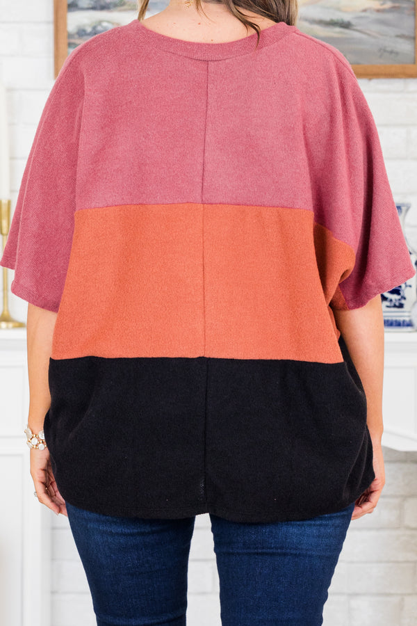 Chic Soul plus size clothing, mauve orange and black colorblock top with a v neckline and flowy short sleeves