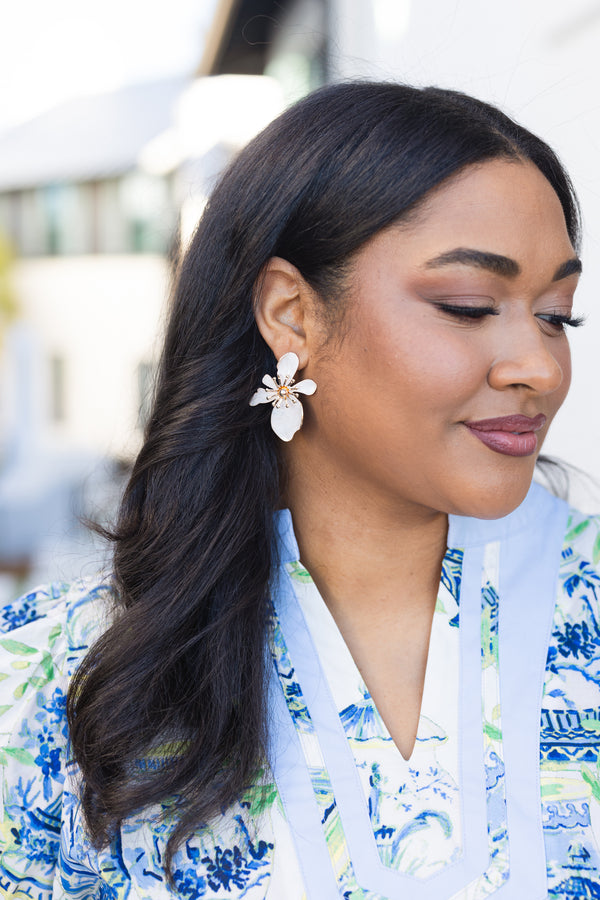 Chic Soul plus size clothing, white floral stud earring with a smaller gold flower detail on the center of the stud 

