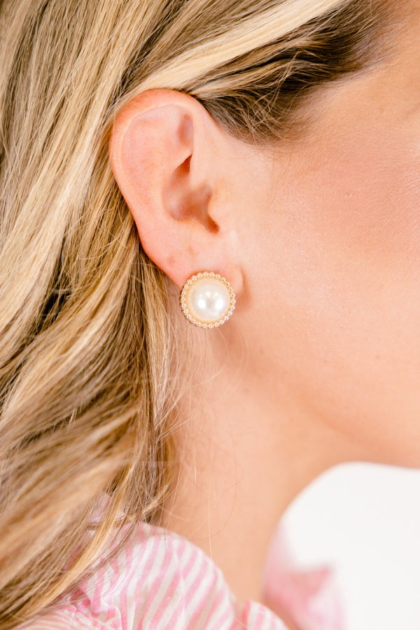 Chic Soul plus size clothing, pearl stud earrings with a gold textured rim around the outside of the of the pearl 