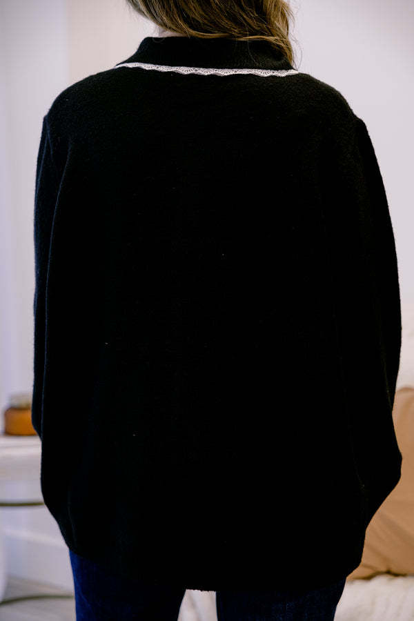 Chic Soul plus size clothing, black long sleeve cardigan with black collar and white scallop trim and seven white buttons down the front