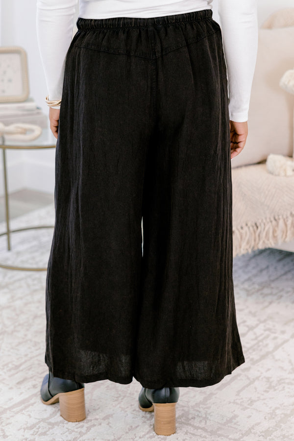 Chic Soul plus size clothing, black linen wide leg pants with 3 cream buttons and a rope tie belt