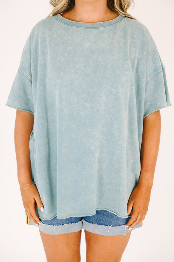 Plus Size ash blue mineral wash oversized t-shirt with a crew neck and drop shoulder sleeves.