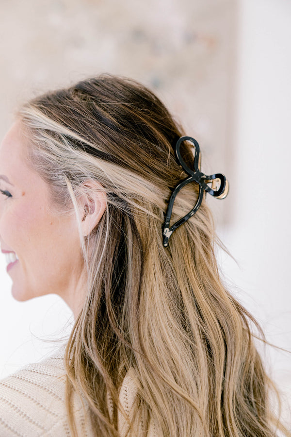 Chic Soul plus size clothing, black bow shaped claw clip