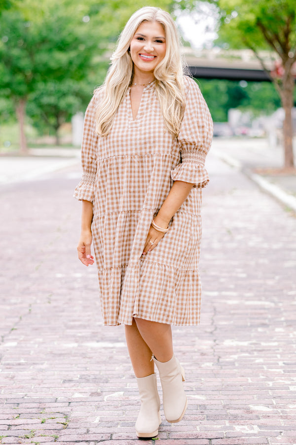 Chic Soul Plus size clothing, brown gingham babydoll dress with half sleeves that have a ruffle detail on each end of the sleeve 