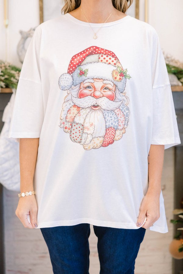 Chic Soul plus size clothing, oversized white boyfriend tee with a vintage Santa graphic in the middle with patchwork detailing on his hat and beard
