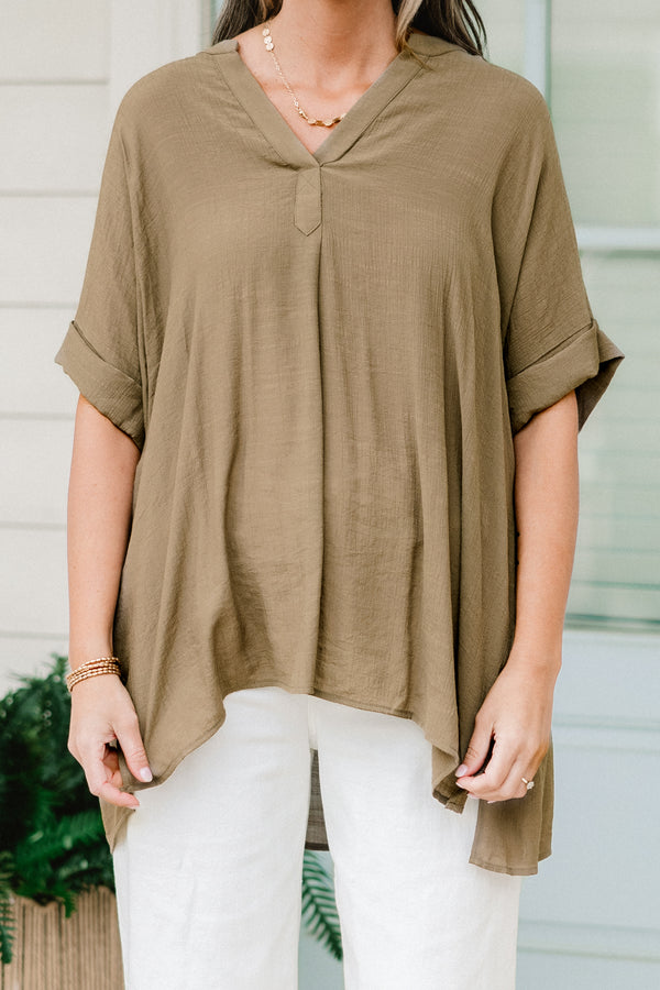 Chic Soul plus size clothing, olive short sleeve flowy top with cuff sleeves and v neckline
