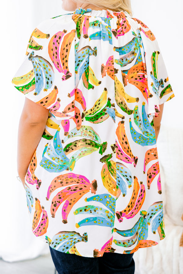 Chic Soul plus size clothing, ivory short sleeve multi color banana top with v neckline