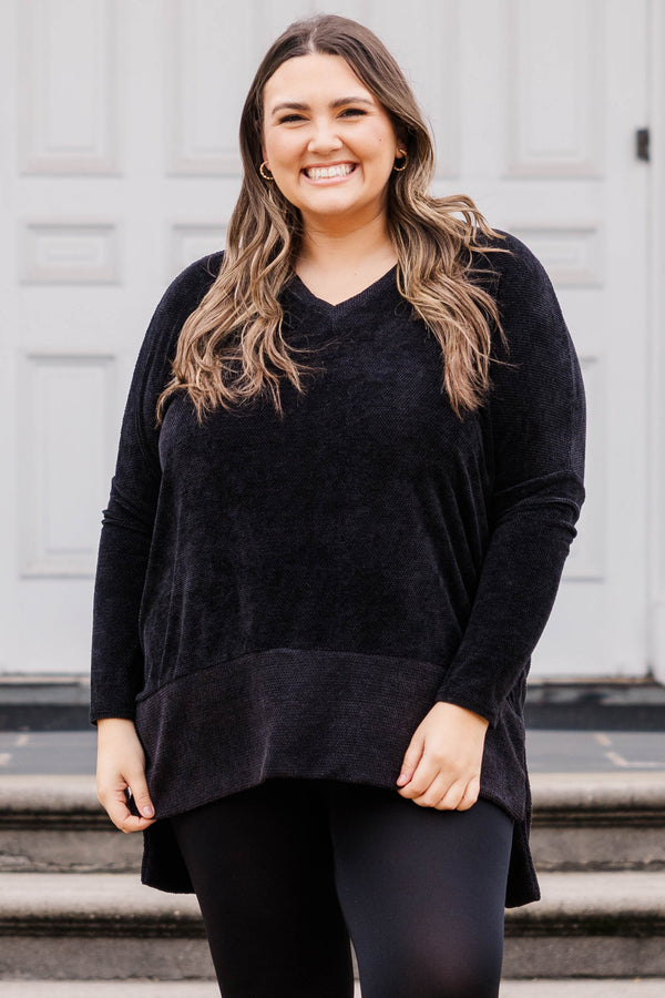 Chic Soul plus size clothing, black fuzzy blanket material top that is longline on the back and slight v neckline soft textured