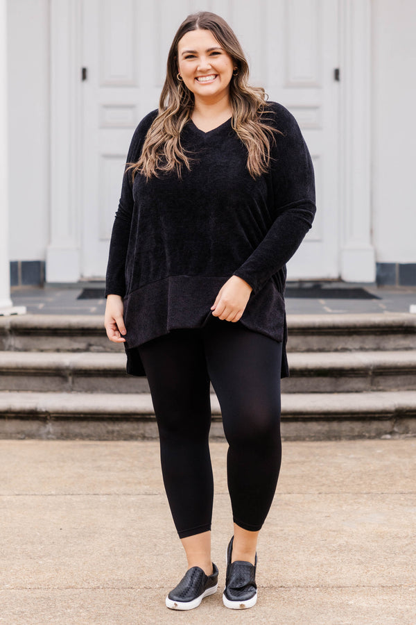 Chic Soul plus size clothing, black fuzzy blanket material top that is longline on the back and slight v neckline soft textured