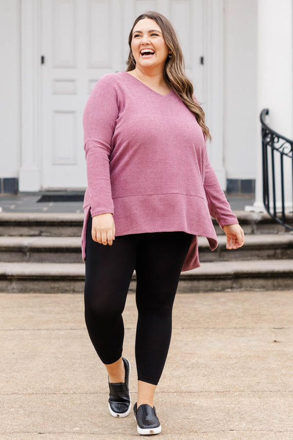 Chic Soul plus size clothing, black fuzzy blanket material top that is longline on the back and slight v neckline soft textured