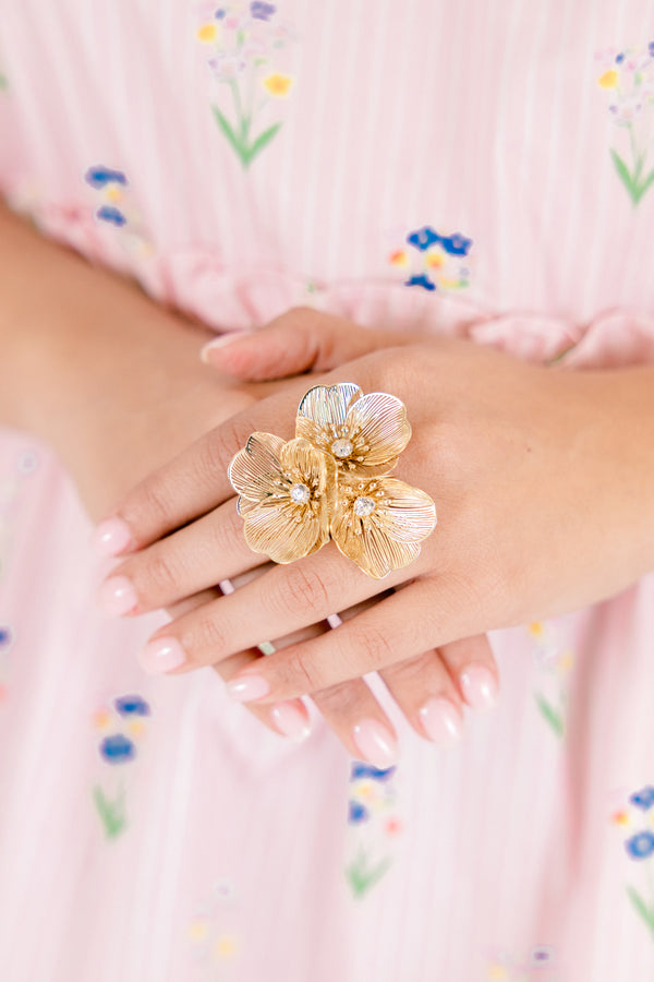 Chic Soul plus size clothing, gold 3D ring that is made up of three gold flowers 