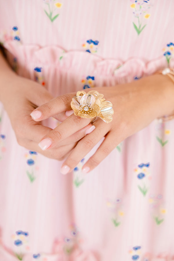 Chic Soul plus size clothing, gold 3D ring that is made up of three gold flowers 