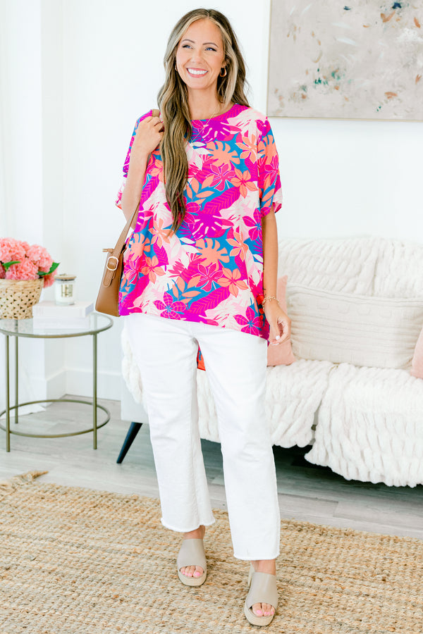 Chic Soul plus size clothing, fuchsia-magenta short sleeve floral tropical print top with flowy sleeves and high-low detail on bottom