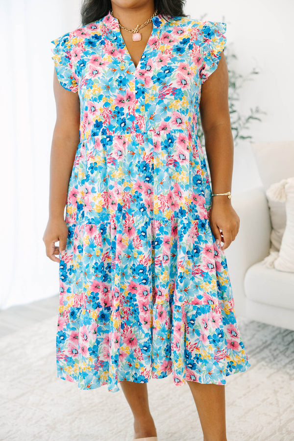 Chic Soul plus size clothing, bright blue and white floral short-flutter sleeve slit neckline flowy midi dress with pockets