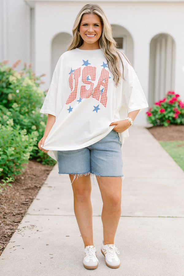 Plus Size ivory oversized boyfriend tee with checkered USA graphic and blue stars.