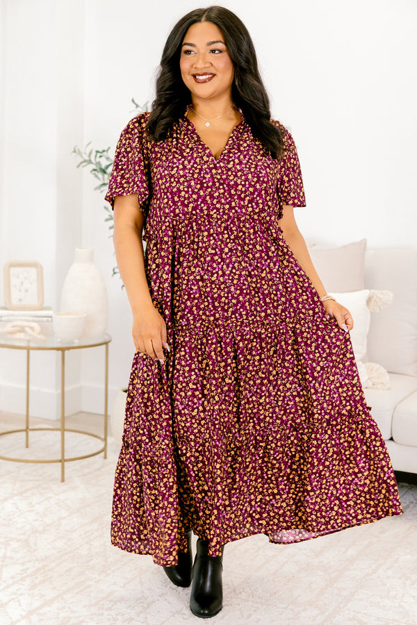 Chic Soul plus size clothing, plum purple and small floral pattern short sleeve midi dress with v-neckline and tiered skirt
