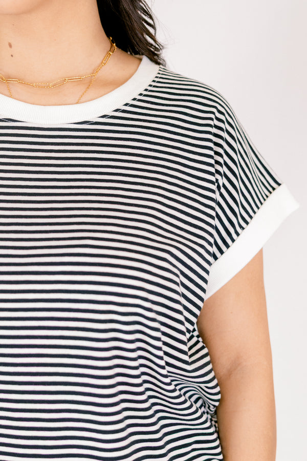 Chic soul plus size clothing, black and white thin horizontal stripe tee