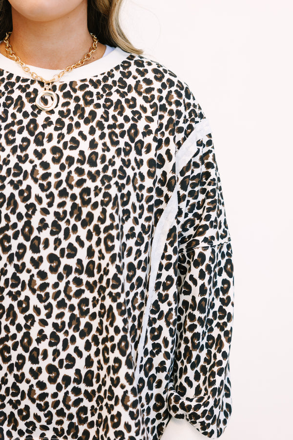 Chic Soul plus size clothing, white and black long sleeve crewneck oversized pullover