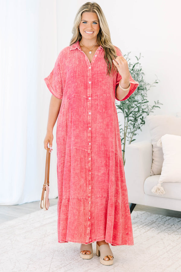 Plus Size pink button-down maxi dress with short sleeves, a collar, and tiered skirt in cotton.